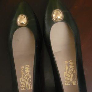 Salvatore Ferragamo  black leather pumps 8.5